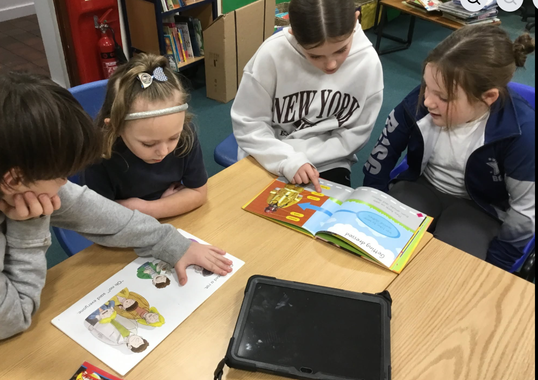 Lunchtime Reading Cafe